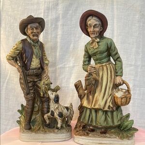 Vintage Couple Figurines in Earth Tones